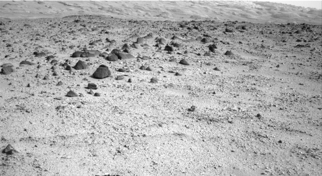 Марсоход "Курьозити": медленно, но уверенно